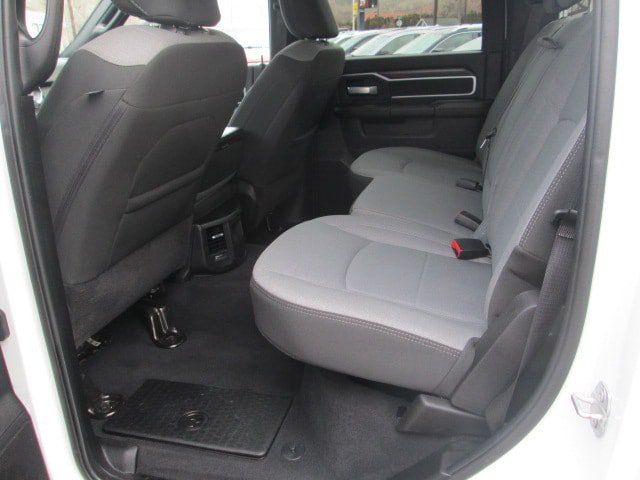 Used 2024 RAM 2500 Big Horn AWD/4WD image 13