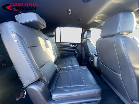 Used 2024 Chevrolet Suburban LT image 38