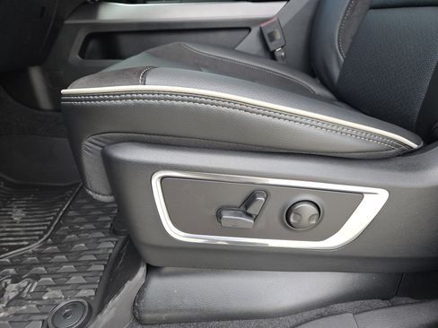 New 2026 RAM 1500 Laramie w/ Laramie Preferred Package image 20