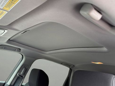 Used 2022 Honda CR-V EX image 12