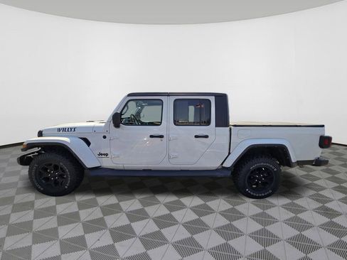 Used 2022 Jeep Gladiator Willys image 5