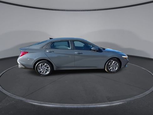New 2026 Hyundai Elantra Blue image 9