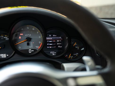 Used 2015 Porsche 911 GT3 RWD image 91