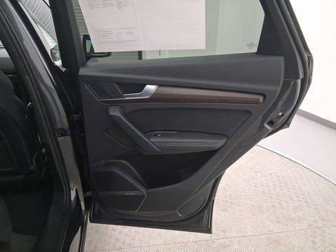 Used 2023 Audi Q5 2.0T Premium Plus w/ Premium Plus Package image 33