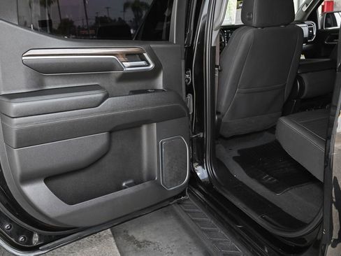 Used 2022 Chevrolet Silverado 1500 RST AWD/4WD image 39