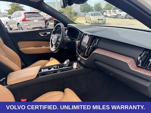 Certified 2025 Volvo XC60 B5 Ultra AWD/4WD image 14