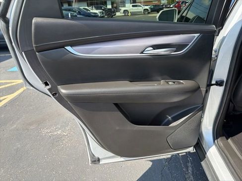 Used 2018 Cadillac XT5 Luxury AWD/4WD image 13