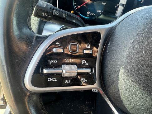 Used 2020 Mercedes-Benz GLB 250 image 14