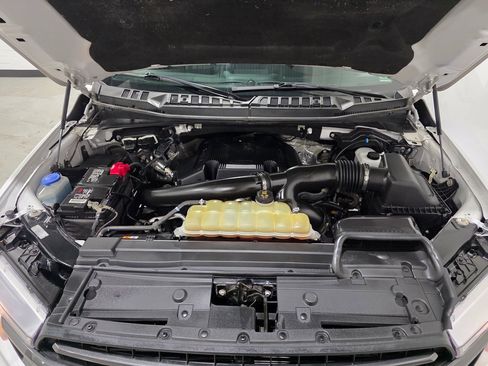 Used 2019 Ford F150 XLT w/ Equipment Group 302A Luxury image 11