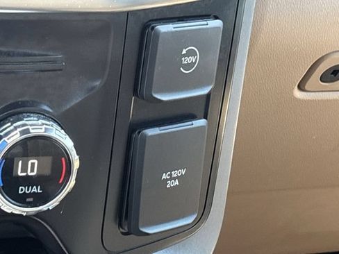 Used 2021 Ford F150 Lariat w/ Equipment Group 502A High RWD image 19