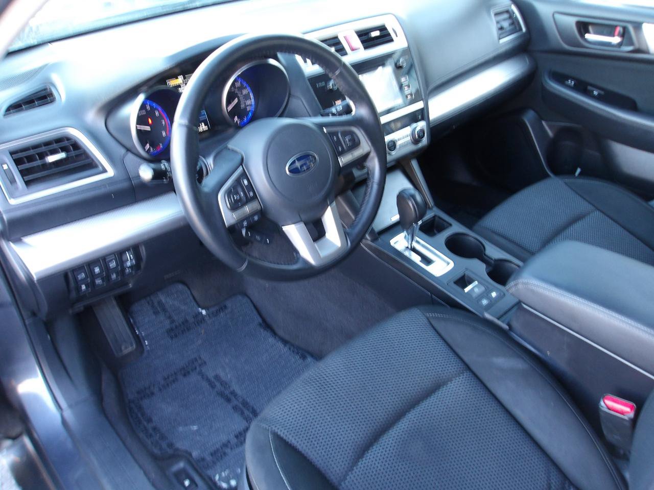 Used 2015 Subaru Outback 2.5i Premium AWD/4WD image 9