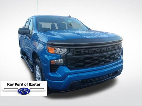 Used 2022 Chevrolet Silverado 1500 Custom w/ LPO, Dark Essentials Package image 2