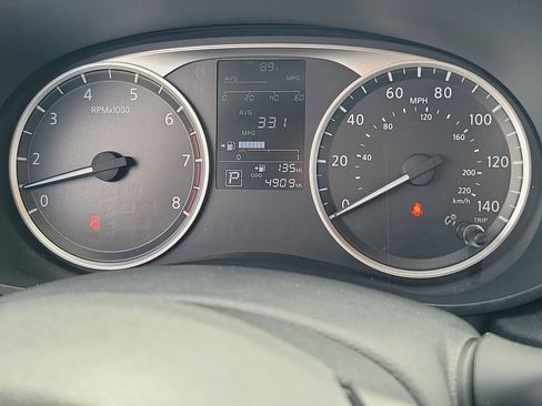 Used 2025 Nissan Versa S w/ Trunk Package FWD image 23