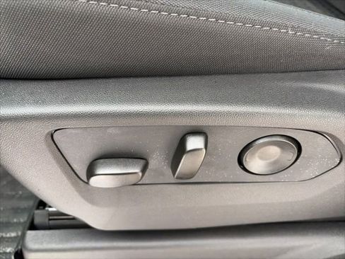 New 2026 Chevrolet Silverado 1500 RST AWD/4WD image 12