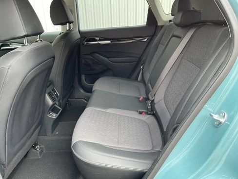 Used 2024 Kia Seltos S AWD/4WD image 21