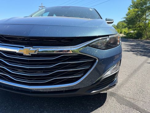 Used 2025 Chevrolet Malibu LS FWD image 6