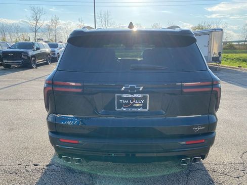 New 2026 Chevrolet Traverse LT w/ Midnight/Sport Edition AWD/4WD image 6