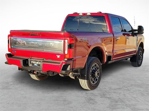 Used 2024 Ford F350 Platinum w/ FX4 Off-Road Package image 10