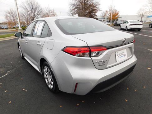 Used 2024 Toyota Corolla LE image 8