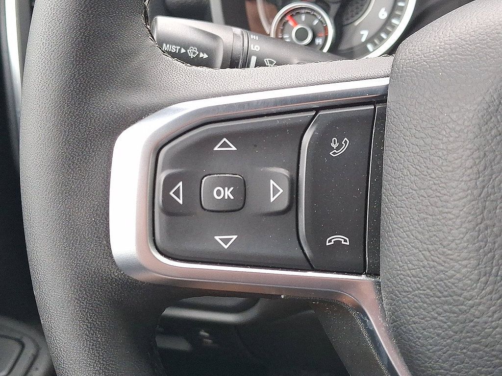 Used 2025 RAM 1500 Big Horn AWD/4WD image 46