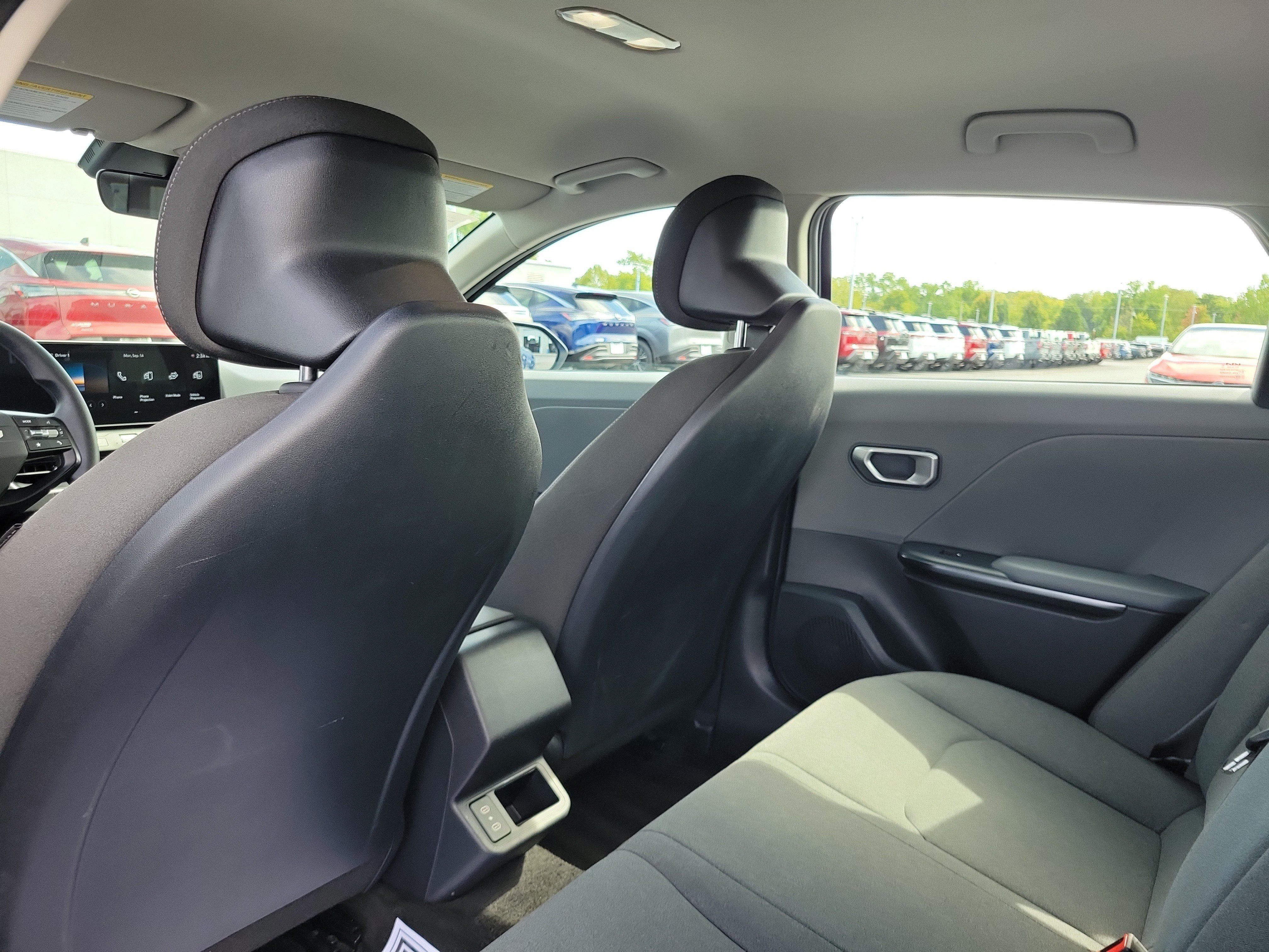 Used 2025 Kia K4 FWD image 14