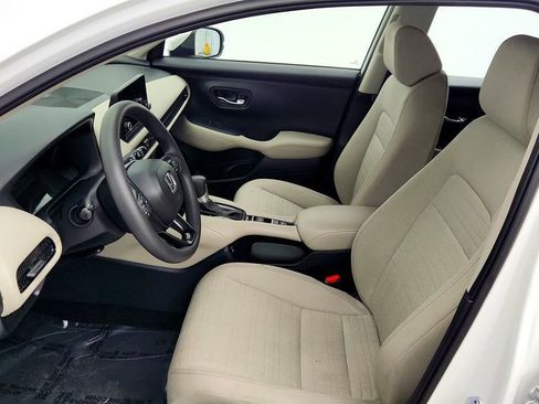 Used 2025 Honda HR-V LX image 19