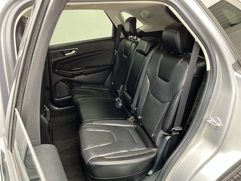 Used 2020 Ford Edge Titanium w/ Cargo Accessory Package AWD/4WD image 11