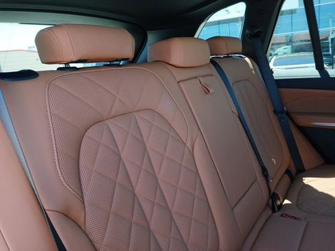 Used 2024 BMW X5 sDrive40i w/ Parking Assistance Package image 13