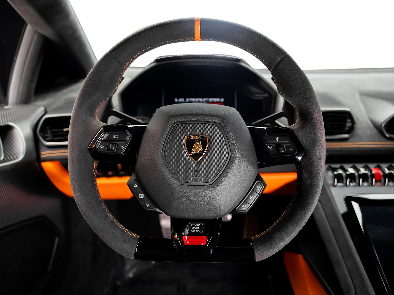 Used 2023 Lamborghini Huracan Tecnica RWD image 33