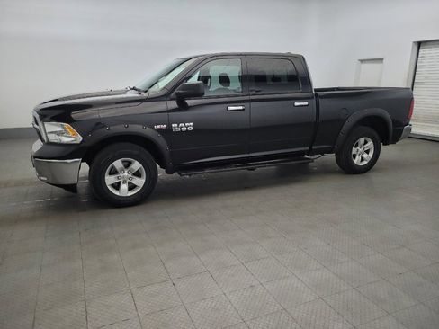 Used 2017 RAM 1500 Classic SLT image 2