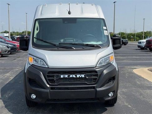 New 2025 RAM ProMaster 2500 w/ Convenience Group image 10