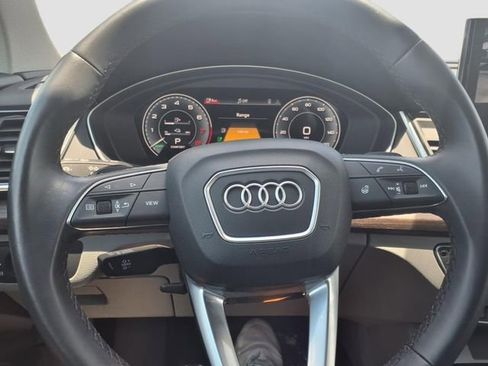 Used 2022 Audi Q5 e Premium image 29