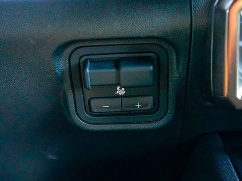 Used 2025 GMC Hummer EV 2X w/ Extreme Off-Road Package image 40