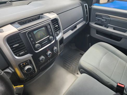 Used 2018 RAM 1500 Classic SLT AWD/4WD image 6