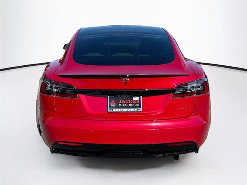 Used 2021 Tesla Model S Plaid image 6