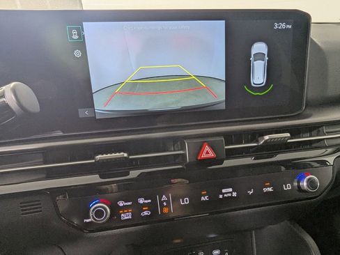 New 2026 Kia Sportage EX FWD image 22