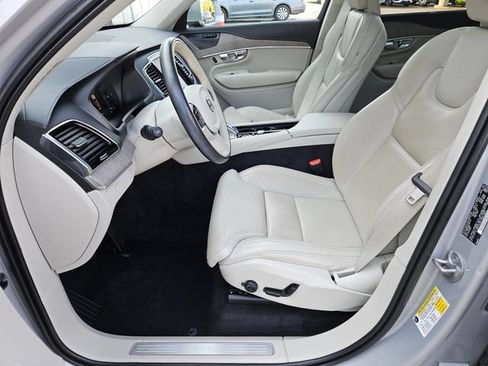 Used 2023 Volvo XC90 B6 Ultimate w/ Protection Package AWD/4WD image 18