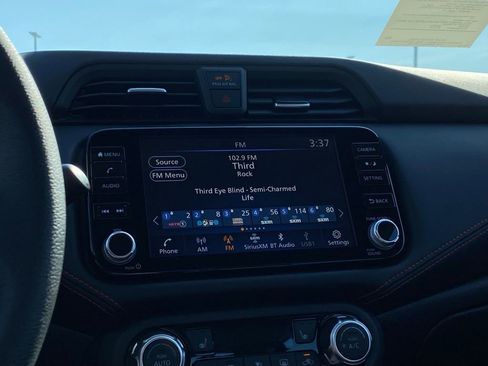 New 2025 Nissan Versa SR w/ Trunk Package image 24