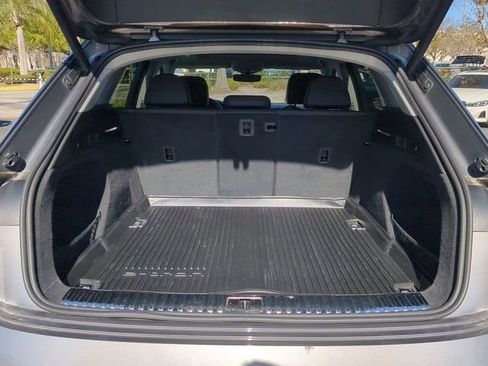 Used 2021 Audi e-tron Premium Plus w/ Premium Plus Package image 14