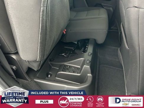 Used 2024 Chevrolet Colorado LT image 30