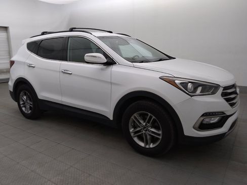 Used 2018 Hyundai Santa Fe Sport FWD image 11