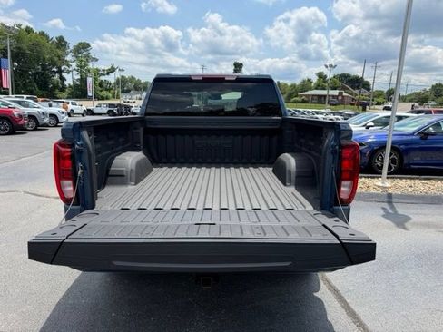 Used 2026 GMC Sierra 1500 Elevation w/ LPO, Elevation Black Package AWD/4WD image 7