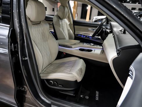 Used 2022 Genesis GV70 3.5T Sport w/ Sport Advanced Package image 34