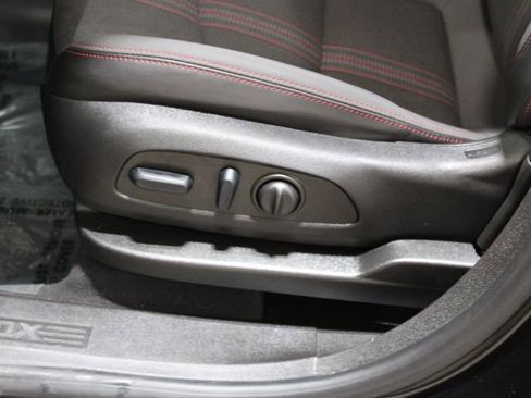 Used 2022 Chevrolet Equinox RS image 14