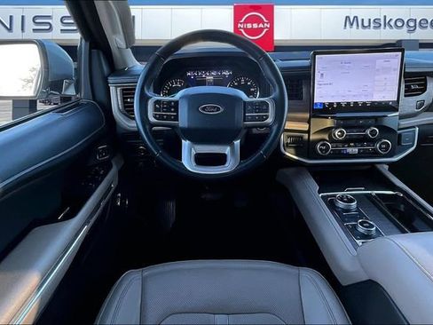 Used 2024 Ford Expedition Max Limited image 8