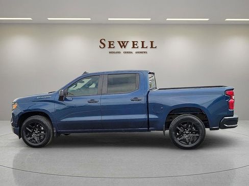 Used 2023 Chevrolet Silverado 1500 Custom RWD image 2
