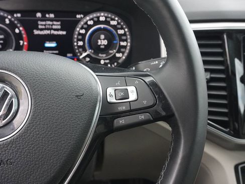 Used 2019 Volkswagen Atlas SEL R-Line AWD/4WD image 46