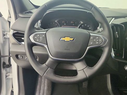 Certified 2023 Chevrolet Traverse LT FWD image 18