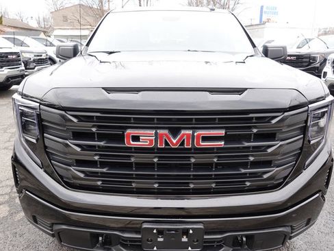 Used 2024 GMC Sierra 1500 Pro w/ Graphite Edition image 6
