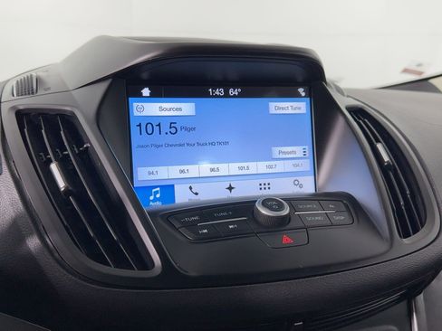 Used 2017 Ford Escape SE w/ Equipment Group 201A image 22